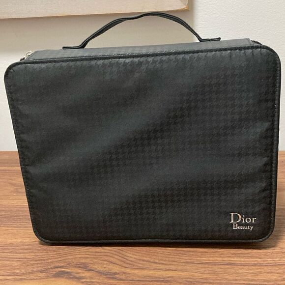 Dior Beauty Cosmetic/Jewlery Travel Case in Black Houndstooth with Silver logo. - Picture 4 of 10